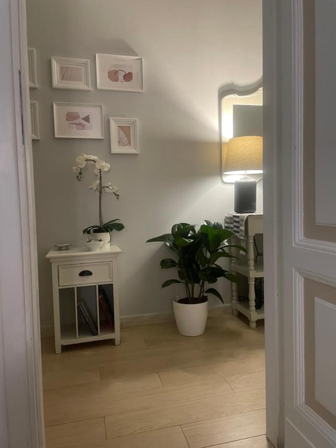 Ad Cavour Luxury Rooms - By Ad Roma Εξωτερικό φωτογραφία