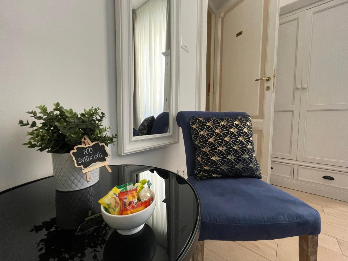 Ad Cavour Luxury Rooms - By Ad Roma Εξωτερικό φωτογραφία