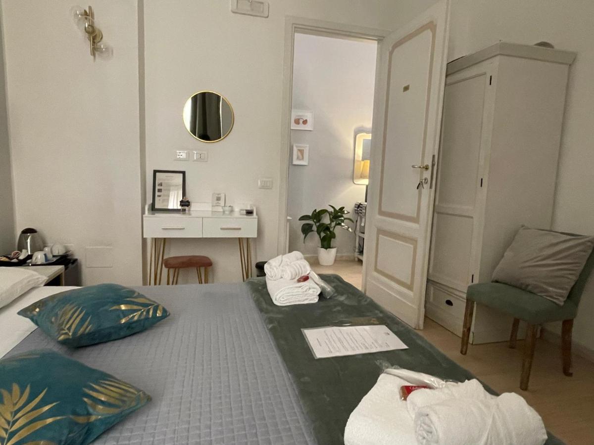Ad Cavour Luxury Rooms - By Ad Roma Εξωτερικό φωτογραφία
