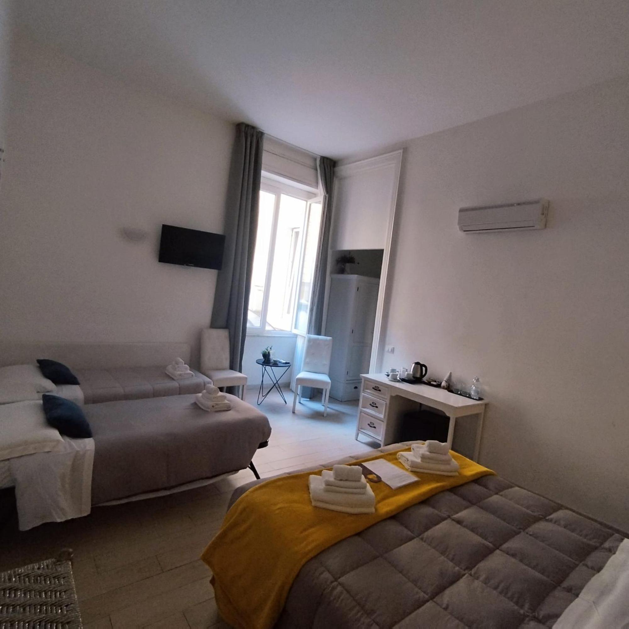 Ad Cavour Luxury Rooms - By Ad Roma Εξωτερικό φωτογραφία