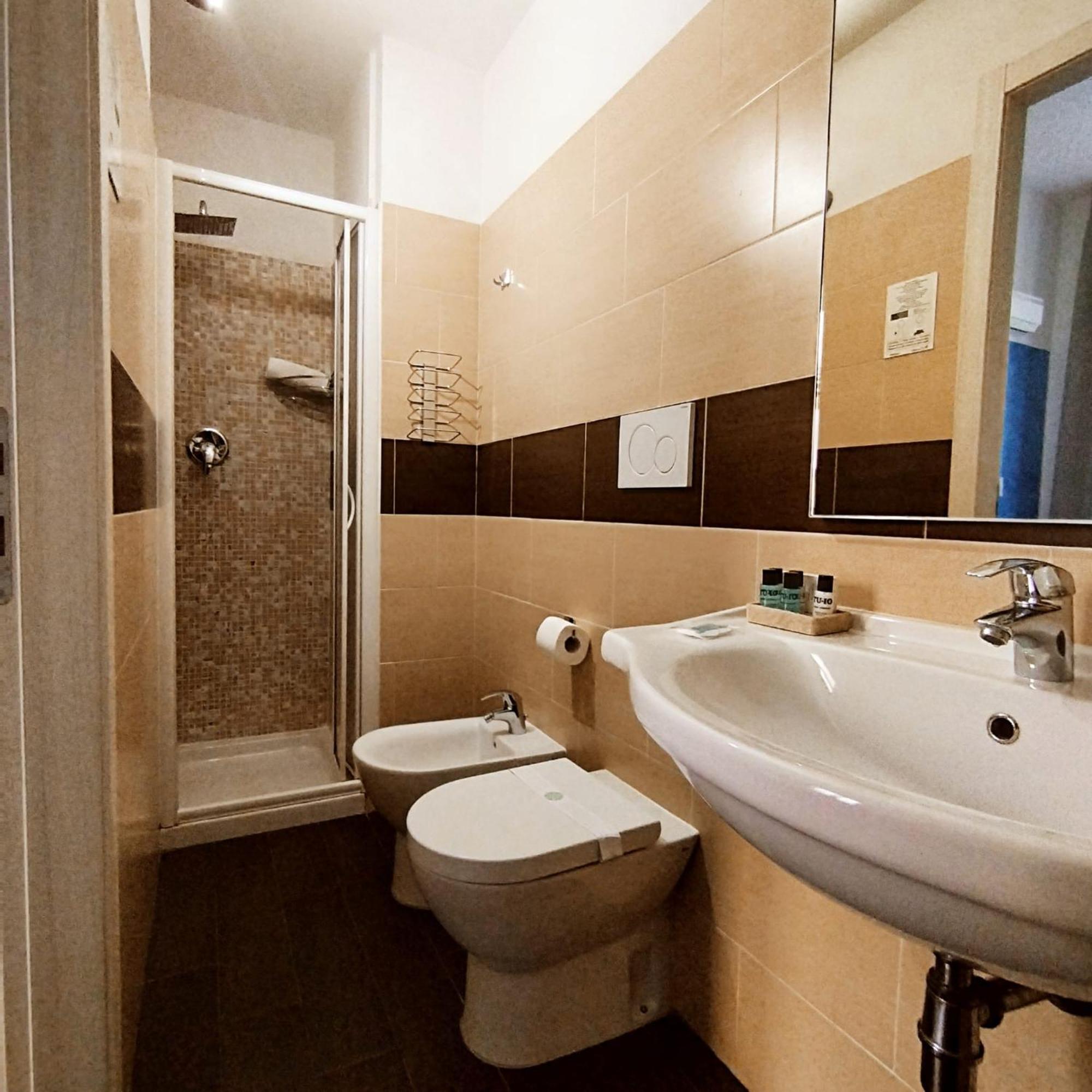 Ad Cavour Luxury Rooms - By Ad Roma Εξωτερικό φωτογραφία