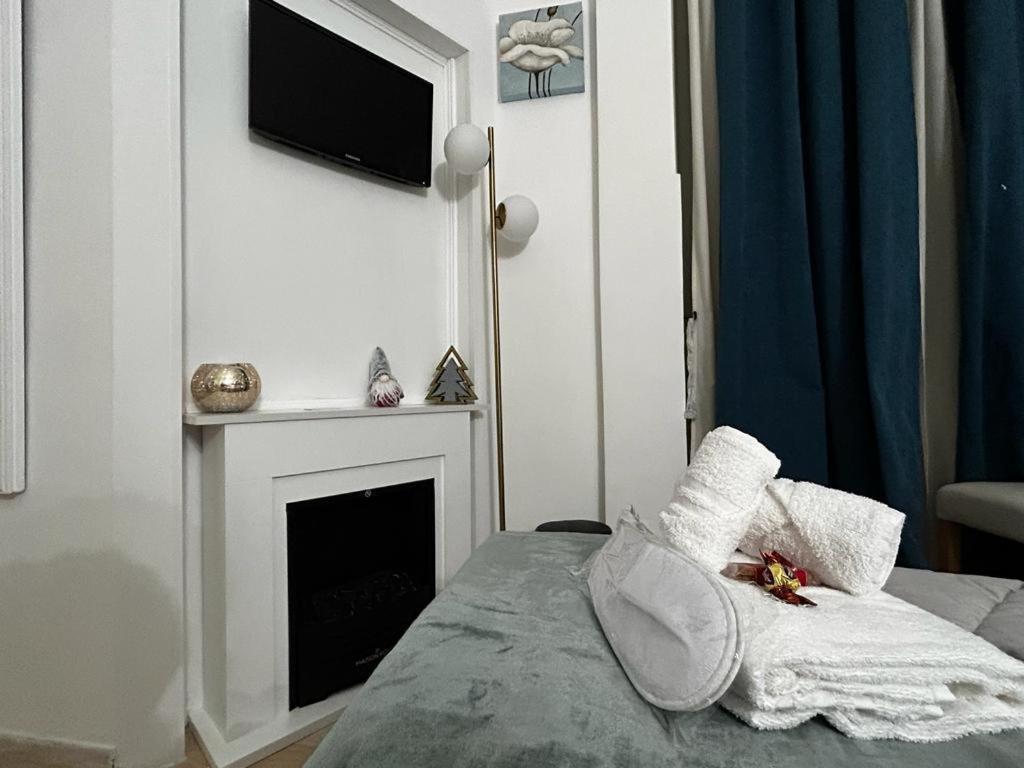 Ad Cavour Luxury Rooms - By Ad Roma Δωμάτιο φωτογραφία